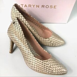 Taryn Rose Antique Textured Pumps Size 9M New
